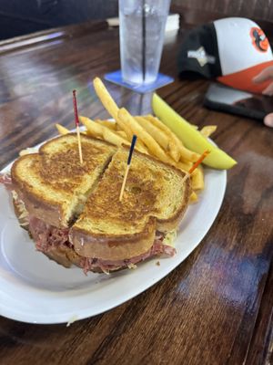 Dagwood’s Deli & Sports Bar by null
