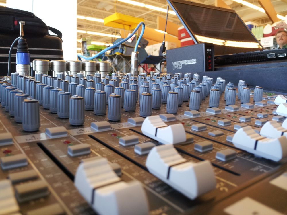 RADIO BROADCAST SERVICES 30701 Woodward Ave, Royal Oak, Michigan