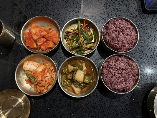 Daeho kalbijjim & beef soup by null
