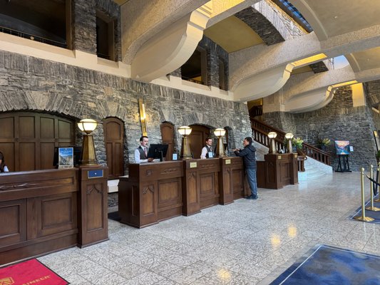Fairmont Banff Springs by null