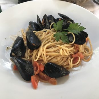 La Taverna - Italian Near Me - Monterosso Al Mare, SP