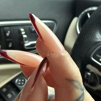 Holly Nails & Spa - Nail Salons Near Me - Seattle, Washington