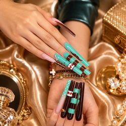 Paradise Nails Design