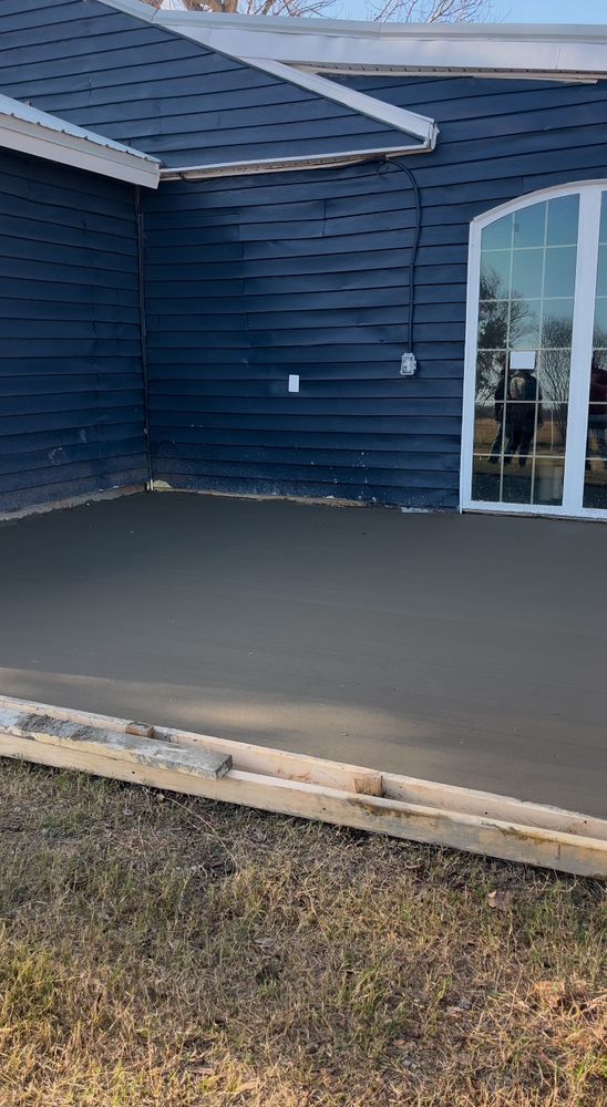 Slide of Mariposa Exteriors