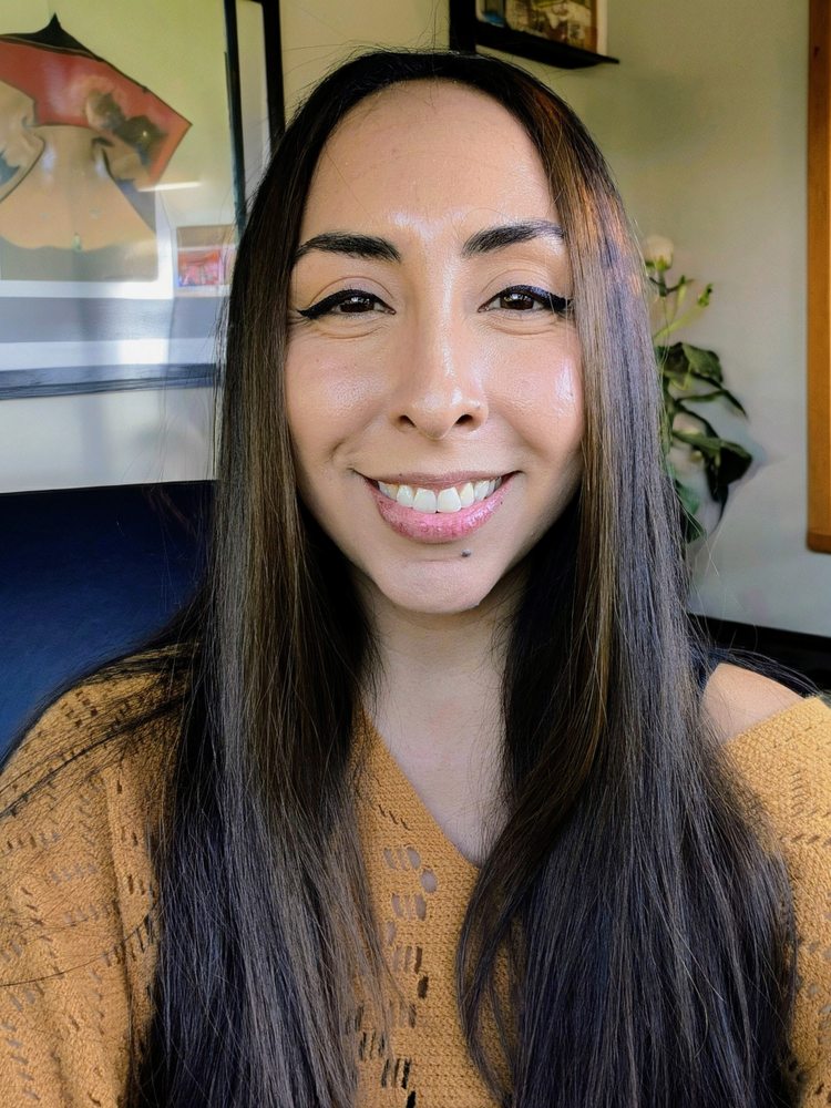 Kelly Santoyo - grief counselor in Elgin, IL