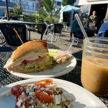 Coffee Coffee - Cafes Near Me - Encinitas, California
