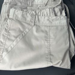 Medwear Uniforms - Owner wouldn't exchange even though they had never been worn, only washed. Ripoff, BUYER BEWARE!