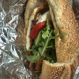 Chicken cutlet with fresh mozzarella, arugula and roasted peppers Chicken cutlet with fresh mozzarella, arugula and roasted peppers