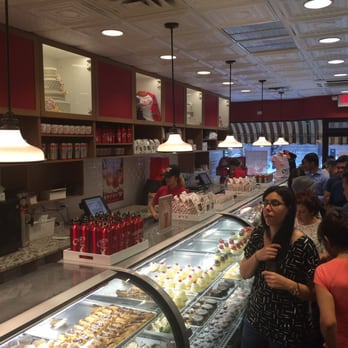 Carlo's Bakery - Bakeries Near Me - Hoboken, New Jersey Carlo's Bakery - Bakeries Near Me - Hoboken, New Jersey