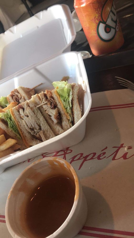 BISTRO AL DENTE Updated July 2024 52 Place Quevillon, Lebelsur