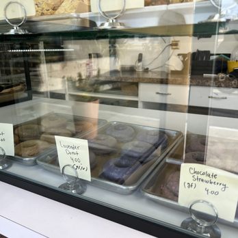 Miracle Bakery - delish donuts - Bakeries Near Me - Burbank, California Miracle Bakery - delish donuts - Bakeries Near Me - Burbank, California