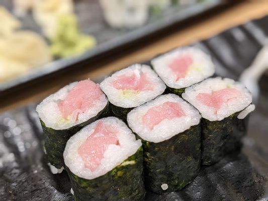 Katsumidori Sushi Tokyo by null