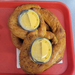 JoJo's Pretzels - The greatest pretzels in the world!