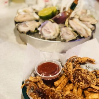 The Boiling Crab - Seafood Near Me - Honolulu, Hawaii The Boiling Crab - Seafood Near Me - Honolulu, Hawaii
