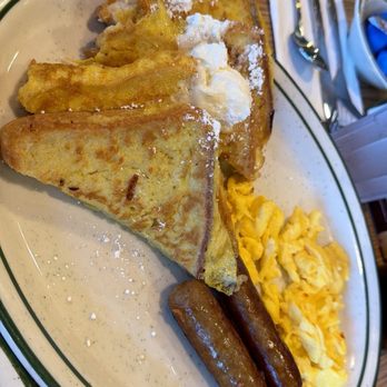 Penfold's Cafe & Bakery - French Toast Combo - Breakfast & Brunch Near Me - Temecula, California