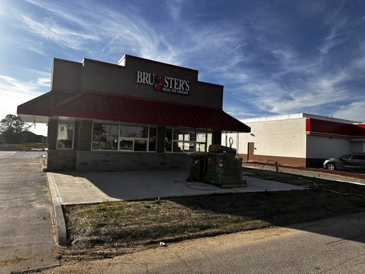 Bruster's Real Ice Cream