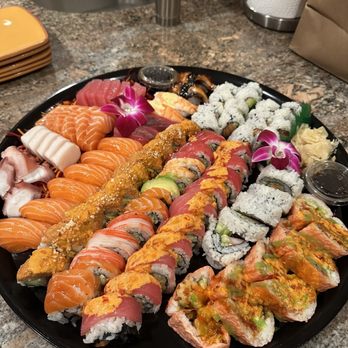 Sushi Nabi - Sushi Bars Near Me - Teaneck, New Jersey