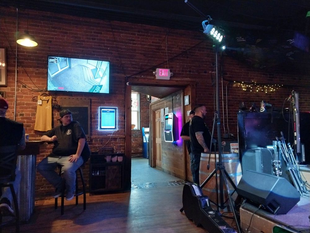 Tarnation Tavern Logo