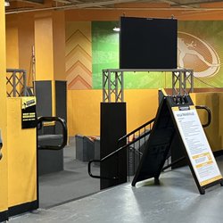 Rockin Jump Ridge Hill - Ninja arena