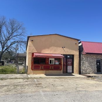 Lala’s - Restaurant - Burgers Near Me - Kyle, Texas