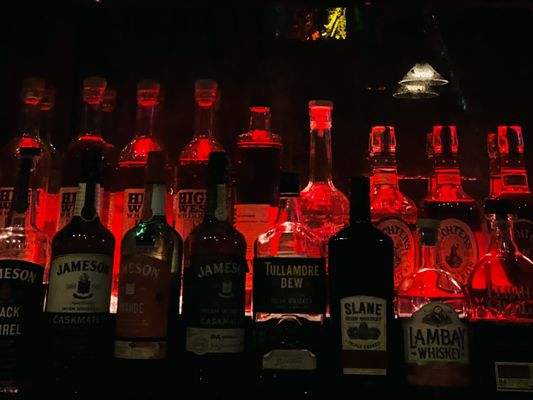 Raven Bar by null