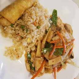 Garlic chicken with fried rice and egg roll. DECENT Garlic chicken with fried rice and egg roll. DECENT