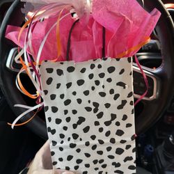Horsefeathers - Happy birthday to my Granny! Love that they gift wrap when I'm behind on things... August 2025