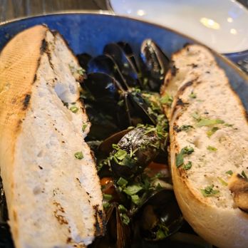 The Bellwether - Mussels - Cocktail Bars Near Me - St. Louis, Missouri The Bellwether - Mussels - Cocktail Bars Near Me - St. Louis, Missouri