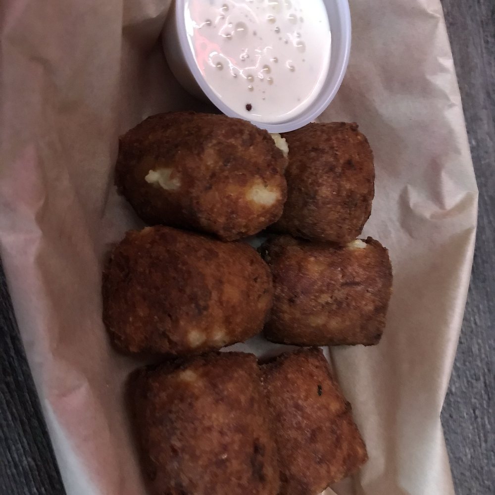 Stuffed Tater Kegs w/ ranch fir dippin' Stuffed Tater Kegs w/ ranch fir dippin'