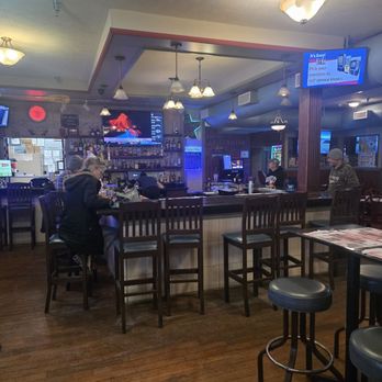 Ba'Runi Grille - Bar area - Burgers Near Me - Baden, Pennsylvania