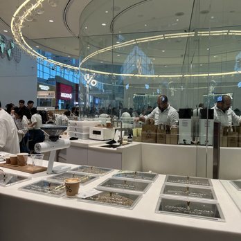 Arabica - Coffee & Tea Near Me - North York, Ontario
