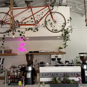 Captain + Stoker - The ambiance - Coffee Roasteries Near Me - Monterey, California
