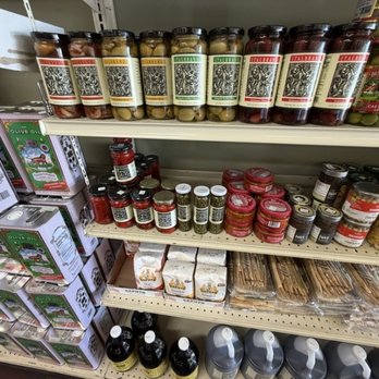 Gian's Delicatessen - Delis Near Me - Stockton, California Gian's Delicatessen - Delis Near Me - Stockton, California
