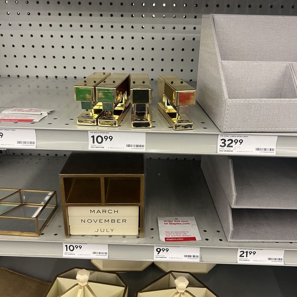 Staples - Shipping Centers Near Me - Seal Beach, California