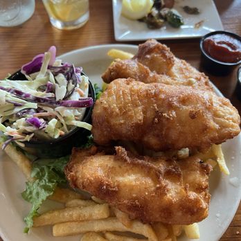 Red Bluff Taphouse - Generous portions of haddock, fish, and chips - Gastropubs Near Me - Stevenson, Washington