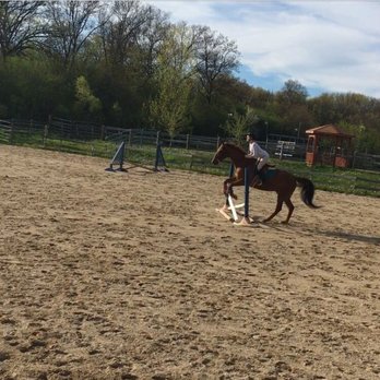 Foxcreek Stable - Horseback Riding Near Me - Wauconda, Illinois Foxcreek Stable - Horseback Riding Near Me - Wauconda, Illinois