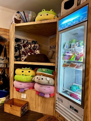 Amelie's Bark Shop by null