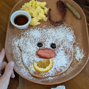 Gina's Kitchen +Catering - Kids smiley face pancake - Breakfast & Brunch Near Me - Rancho Cucamonga, California Gina's Kitchen +Catering - Kids smiley face pancake - Breakfast & Brunch Near Me - Rancho Cucamonga, California