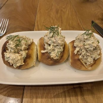 CRUSH American Grill - Maine Lobster Rolls - Lounges Near Me - Las Vegas, Nevada CRUSH American Grill - Maine Lobster Rolls - Lounges Near Me - Las Vegas, Nevada