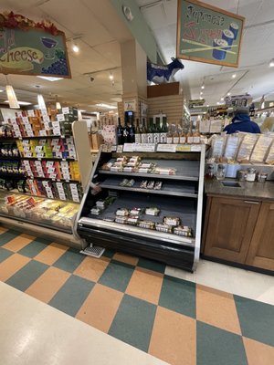 Deluxe Foods of Aptos by null