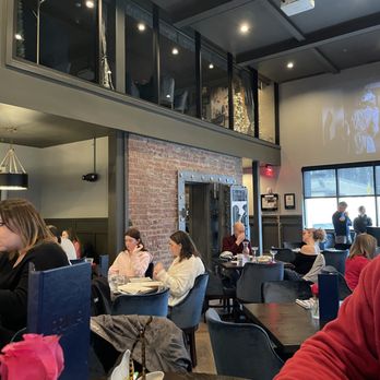 Prima Facie Bistro - Main dining area - Desserts Near Me - Parkville, Missouri