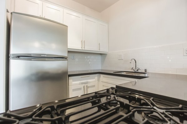 Hollywood Tower Apartments by null