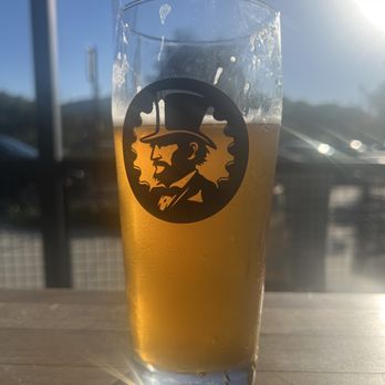 Pedals & Pints Brewing - Brewpubs Near Me - Thousand Oaks, California Pedals & Pints Brewing - Brewpubs Near Me - Thousand Oaks, California