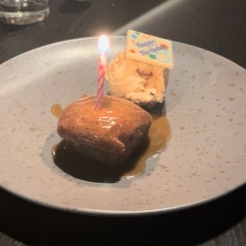Gordon Ramsay Hell's Kitchen - Sticky toffee pudding - Steakhouses Near Me - Stateline, Nevada