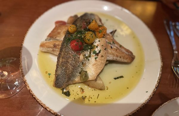 Clyde's Tower Oaks Lodge by null