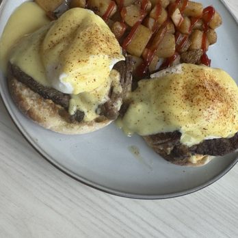 W Cafe & Restaurant - Breakfast & Brunch Near Me - Irvine, California W Cafe & Restaurant - Breakfast & Brunch Near Me - Irvine, California