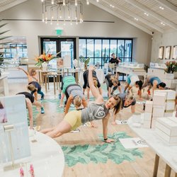 Embody Fitness - Warming up at our Kendra Scott event
