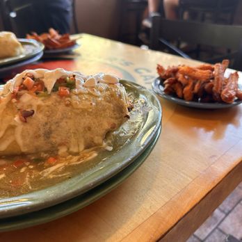 Oscar's Cafe - Chicken burrito with sweet potato fries - Mexican Near Me - Springdale, Utah Oscar's Cafe - Chicken burrito with sweet potato fries - Mexican Near Me - Springdale, Utah