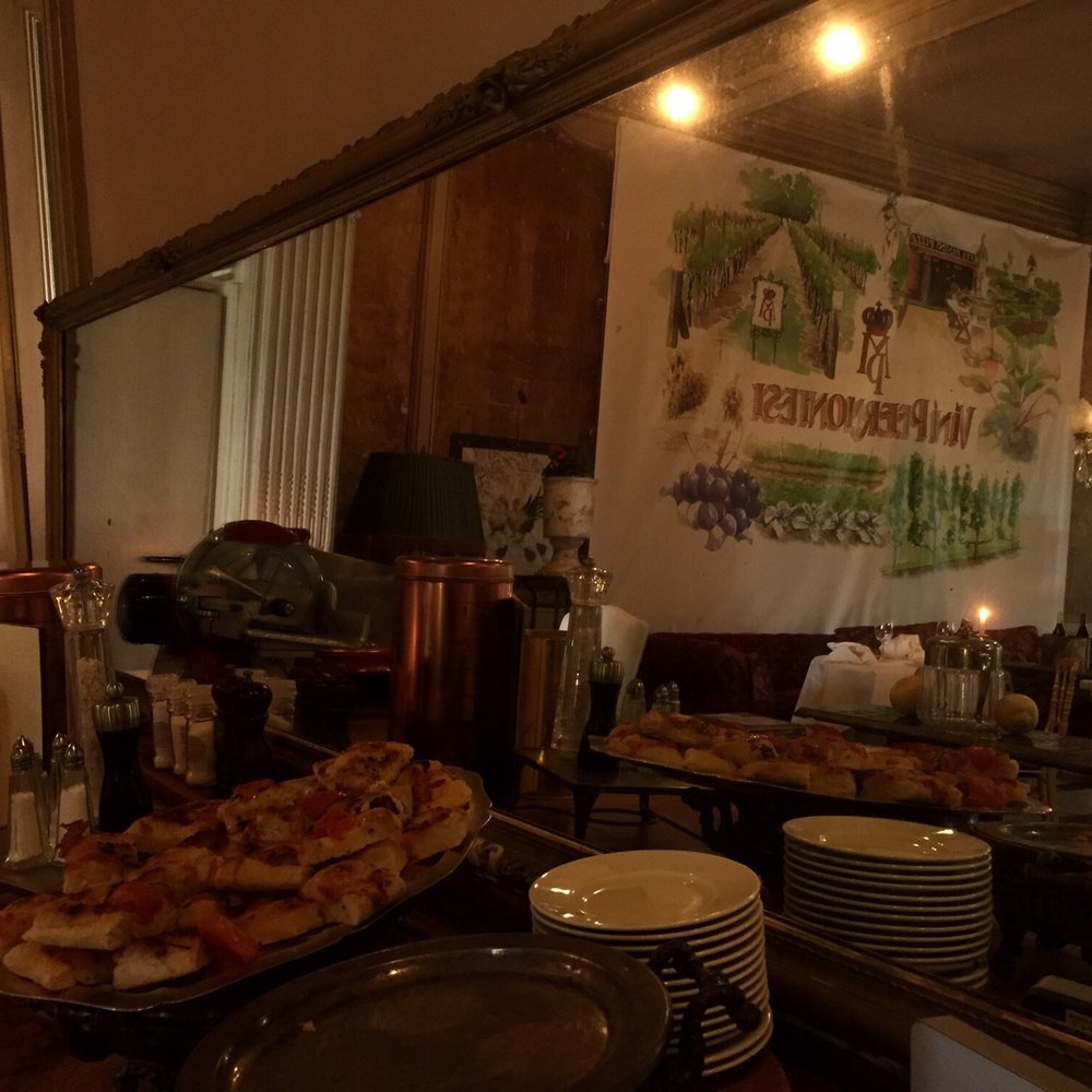 L'uno Coll Altro - Italian Near Me - Peer, VLI