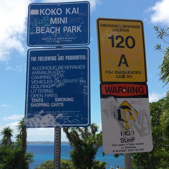 China Walls - Entrance area to China Walls. - Beaches Near Me - Honolulu, Hawaii China Walls - Entrance area to China Walls. - Beaches Near Me - Honolulu, Hawaii